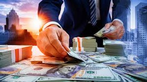 El dólar blue superó los 1.300 pesos