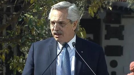 Abogados constitucionalistas plantearon que el Presidente se arriesga a un juicio político