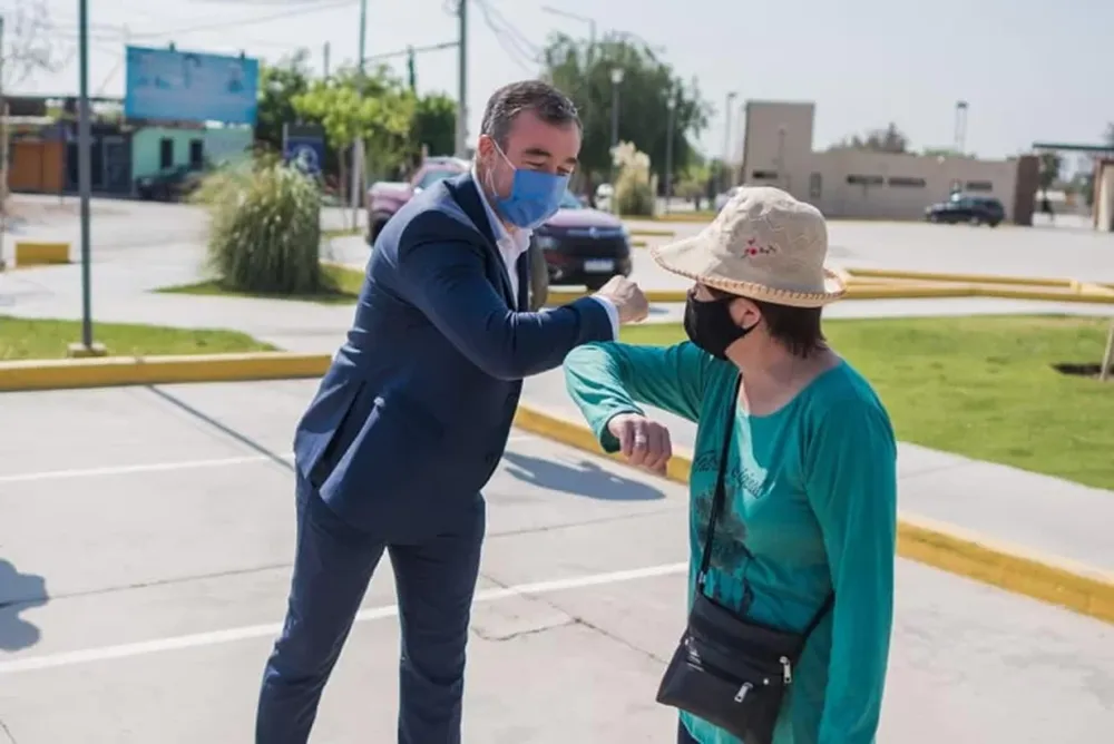 Fabián Martin, aislado y con síntomas por un caso de Covid-19 de un contacto estrecho