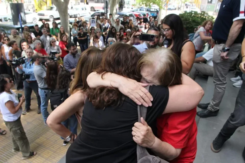 El dolor de la familia de Raúl Tellechea: “El fallo es un papelón, faltó estudio de la causa”