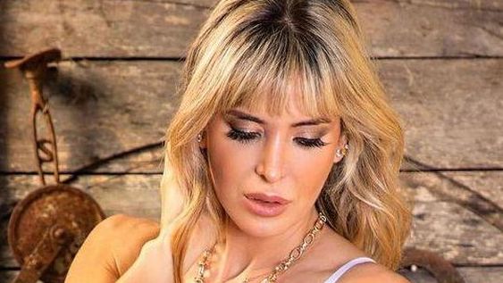 Jesica Cirio, en la cama y con ropa interior muy pequeña: “Fuego…”