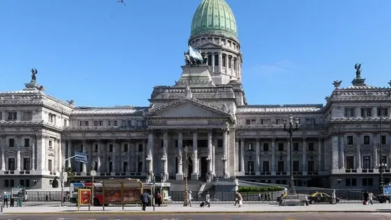 Argentina busca una ley que la equipare a otros países en licencias de paternidad