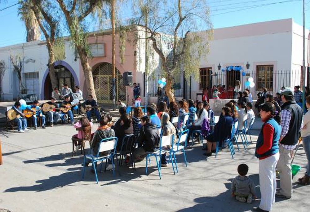 El aniversario solidario de la Biblioteca Sarmiento