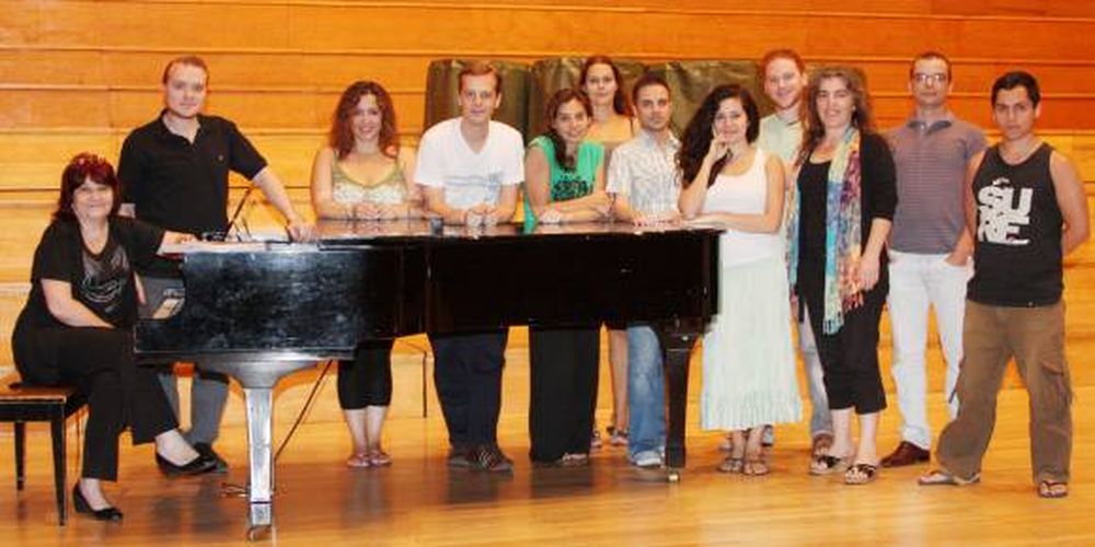 Están los protagonistas, pero la plata no aparece