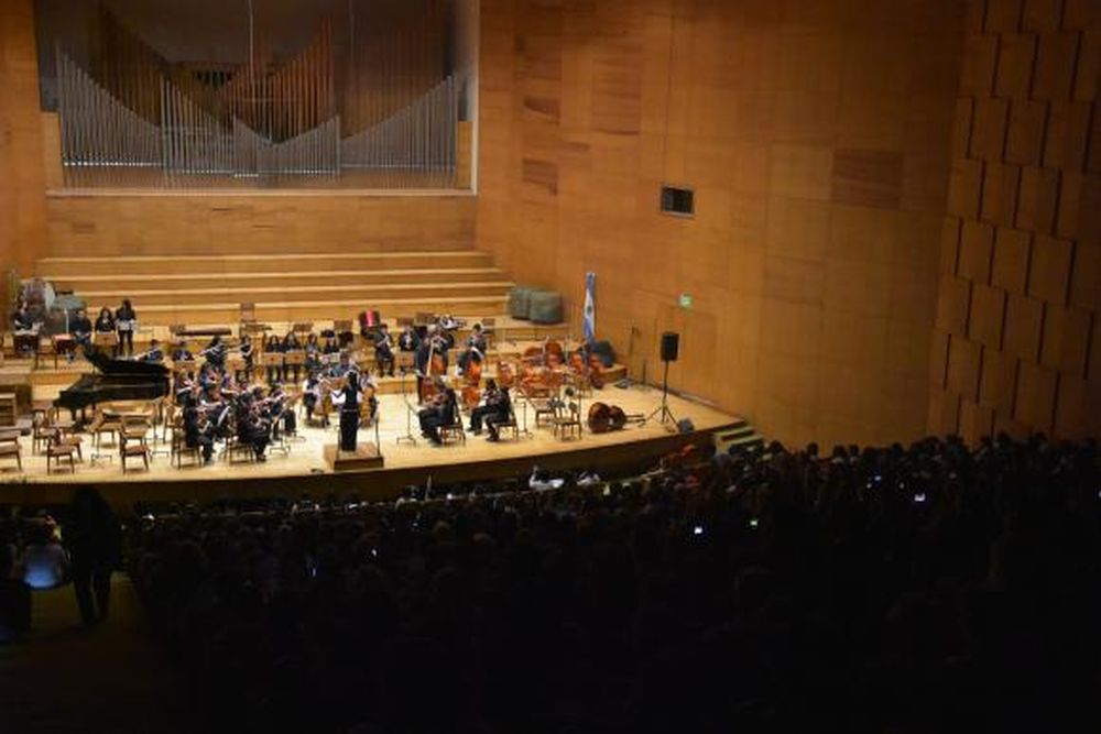Una emotiva despedida con “tutti”