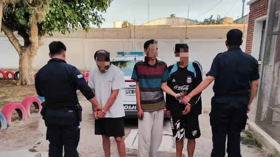 Tres detenidos por el robo en el colegio parroquial de 25 de Mayo: recuperaron todo lo robado