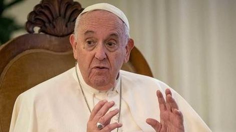 Francisco ingresó al hospital Gemelli para someterse a controles médicos