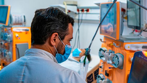 Primer trasplante en el país con innovador tratamiento en tándem