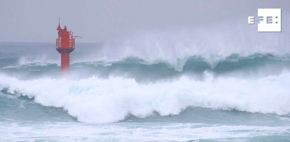 El potente tifón Haishen azota el sur de Japón