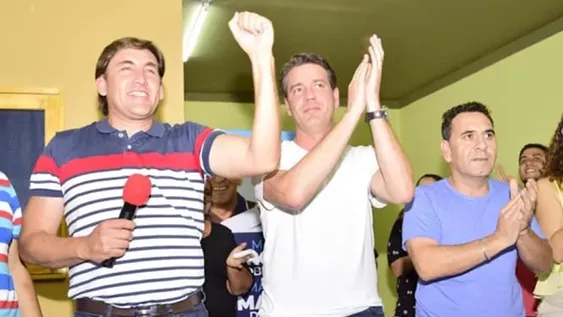 Angaco: el diputado le sumó presión al intendente para bajar los salarios políticos