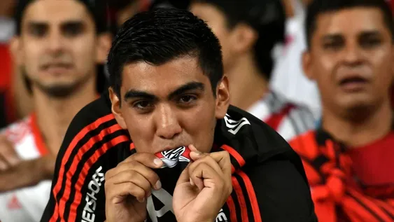 Lanús fue más que River, lo goleó y es el nuevo supercampeón