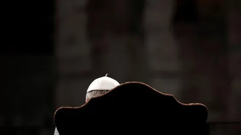 Francisco encabezó el Vía Crucis en Roma