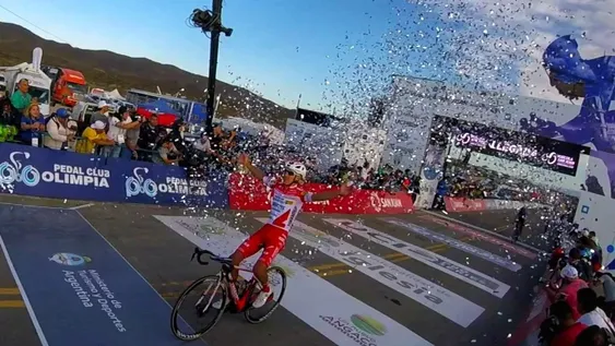 Reviví el final de la etapa Reina de la Vuelta