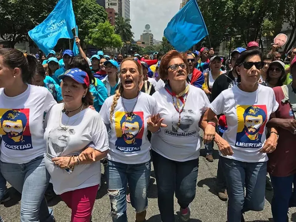 Oposición venezolana gana terreno