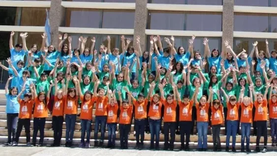 San Juan canta al país