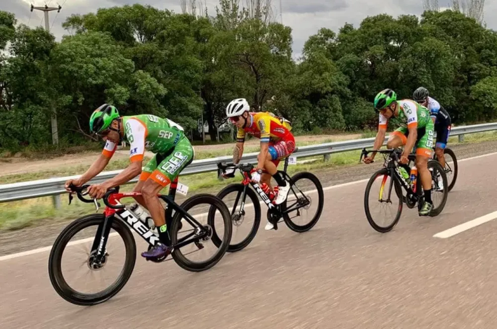 Cobarrubia ganó y es líder