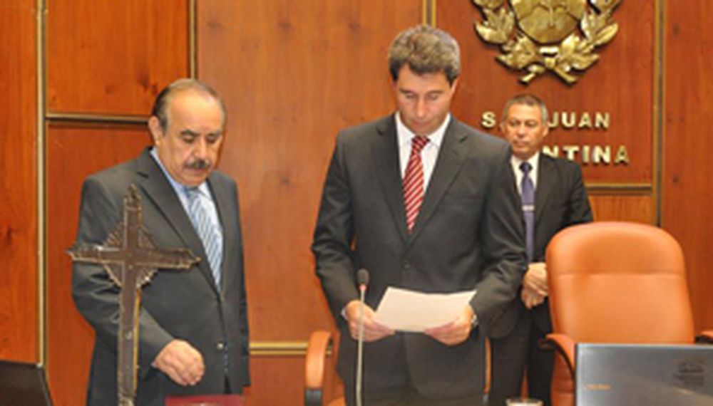 Mallea nuevamente tercero en la línea sucesoria de la provincia