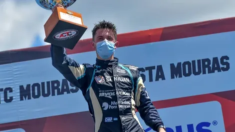 Tobías Martínez y un bautismo triunfal en el TC Mouras