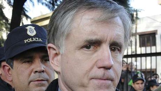 El cura abusador Julio Grassi pidió prisión domiciliaria por riesgo de contagio