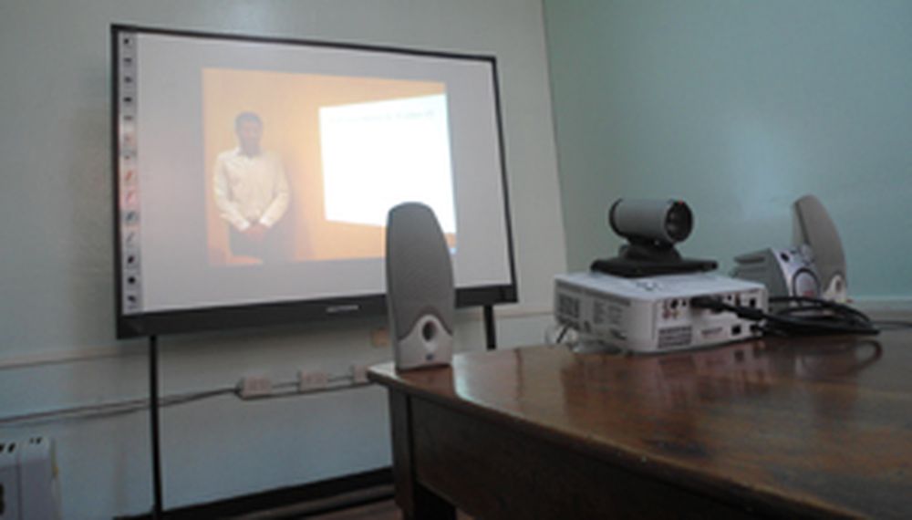 UNSJ: Por primera vez, rindieron tesis de grado por videoconferencia