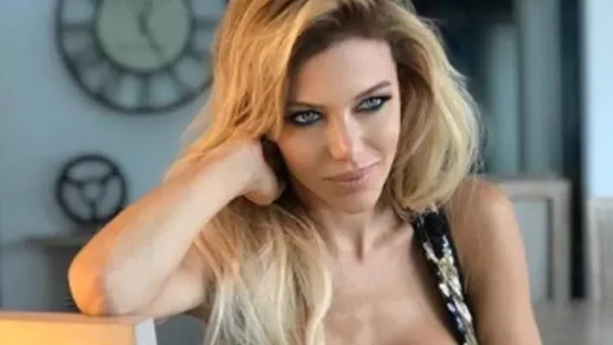 Evangelina Anderson se puso la colaless más explosiva: “Ojo que es la primera dama de River”