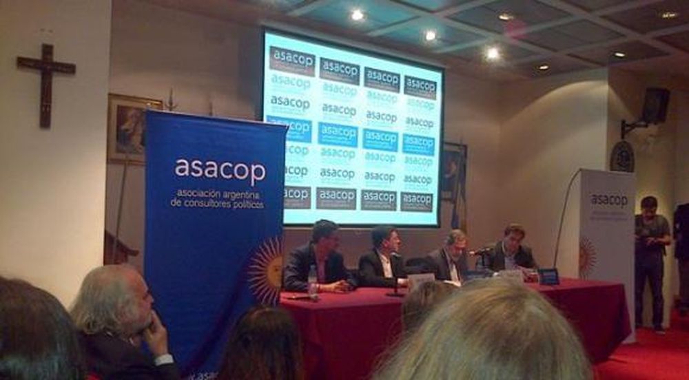 Consultores políticos analizaron las Elecciones 2015