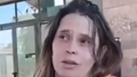 Le transfirieron $510 millones por error y se compró hasta un auto