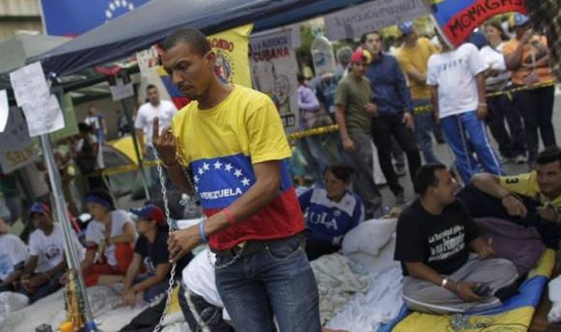 Cantantes hispanos se hicieron eco de la muerte de Chávez