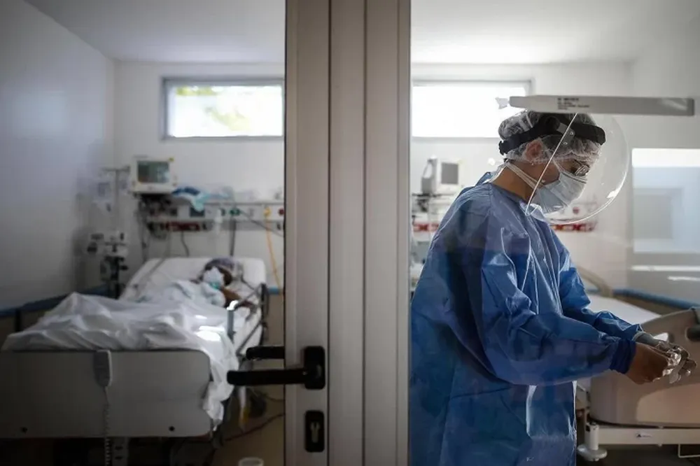 Leve repunte del número de muertos diarios por coronavirus en España