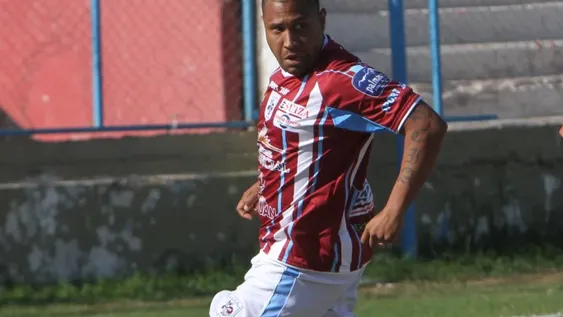 Roberval se hace bohemio