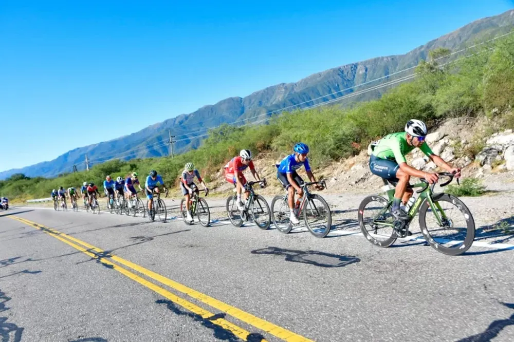 Cobarrubia, el sanjuanino más destacado en el inicio de la Vuelta al Valle de Catamarca