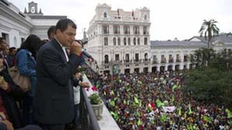 Rafael Correa festeja: “A esta revolución no la para nadie”