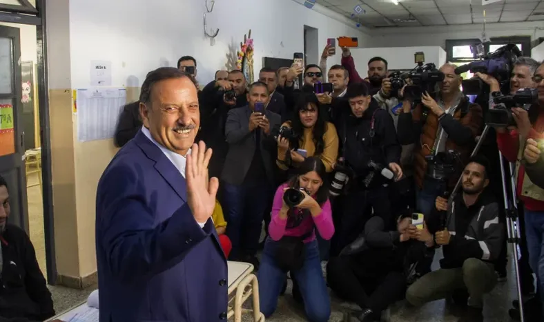 El peronismo riojano festejaba la reelección del gobernador Quintela
