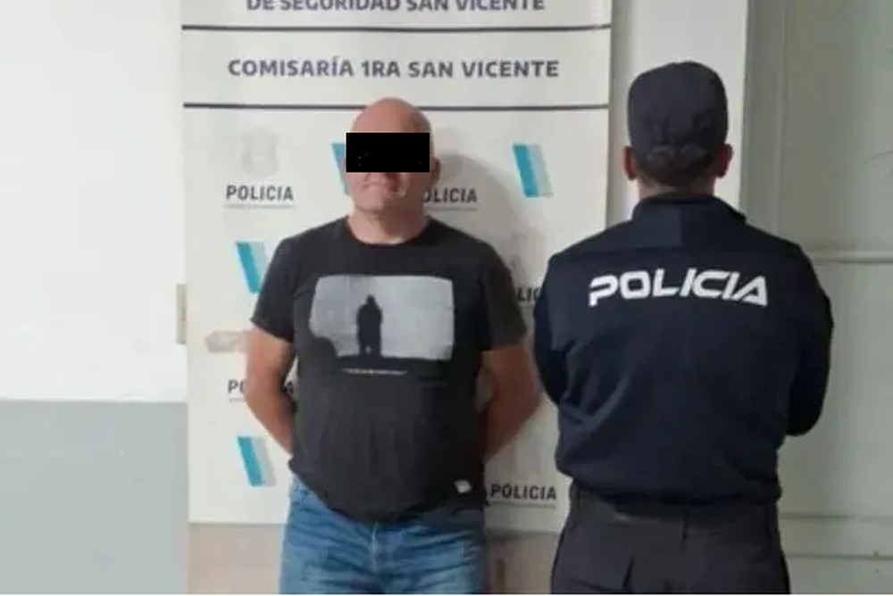 Impactante: detuvieron a Eugenio Esteban Fernández, concejal de LLA, con auto robado y papeles dudosos. &nbsp;