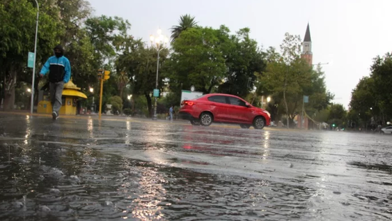 Continuarán las lluvias en San Juan. (Archivo)