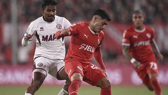 El Rojo se durmió y lo pagó caro