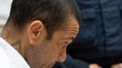 Dani Alves podría quedar en libertad provisional si paga una fianza de un millón de euros