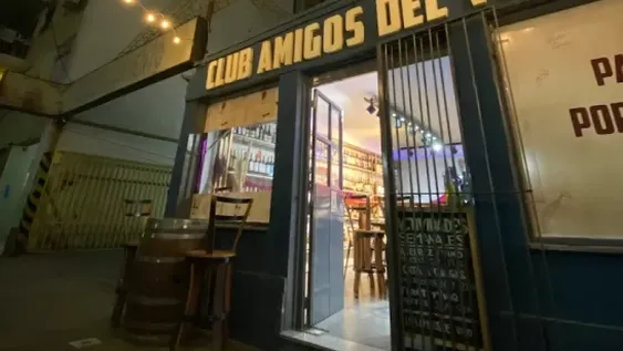 “Cada descorche es único”, el misterio detrás de los vinos naturales que se puede develar en el corazón de San Juan