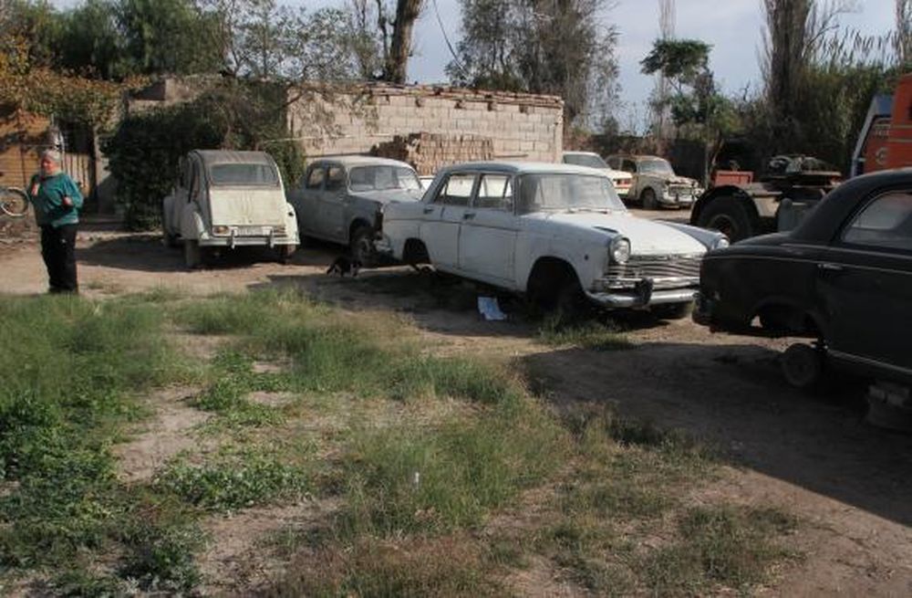¿Una banda robó un camión en pleno día?