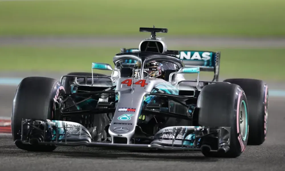 Hamilton y una pole con récord incluido