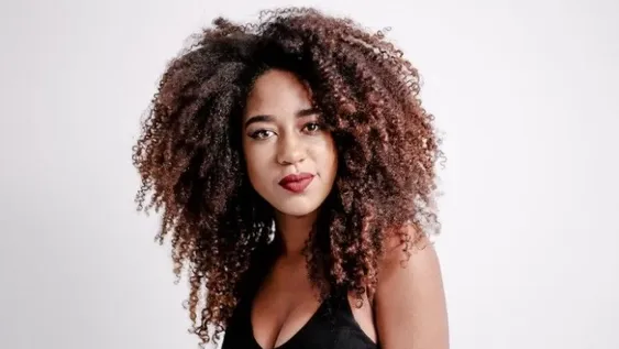 Pelo dañado y con frizz: los cuatro errores que están arruinando tu rutina capilar y cómo lograr un cabello soñado