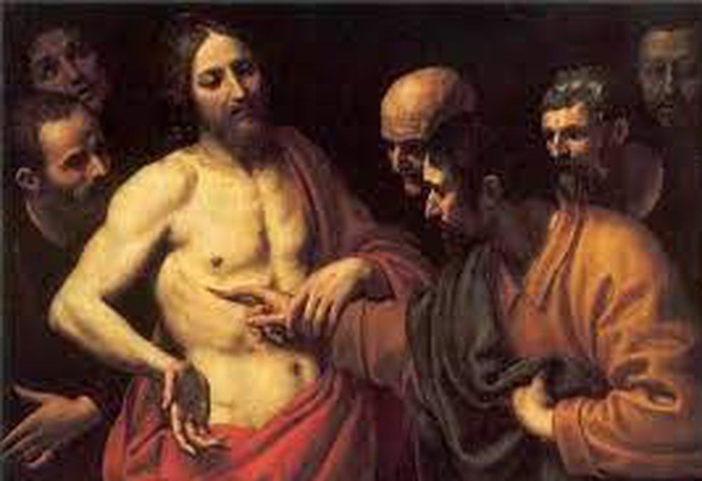 ENTRARON EN EL SEPULCRO y vieron a un joven sentado a la derecha, vestido de blanco. Y se asustaron. Él les dijo: - No se asusten. ¿Buscan a Jesús el Nazareno, el crucificado? No está aquí. Ha resucitado.