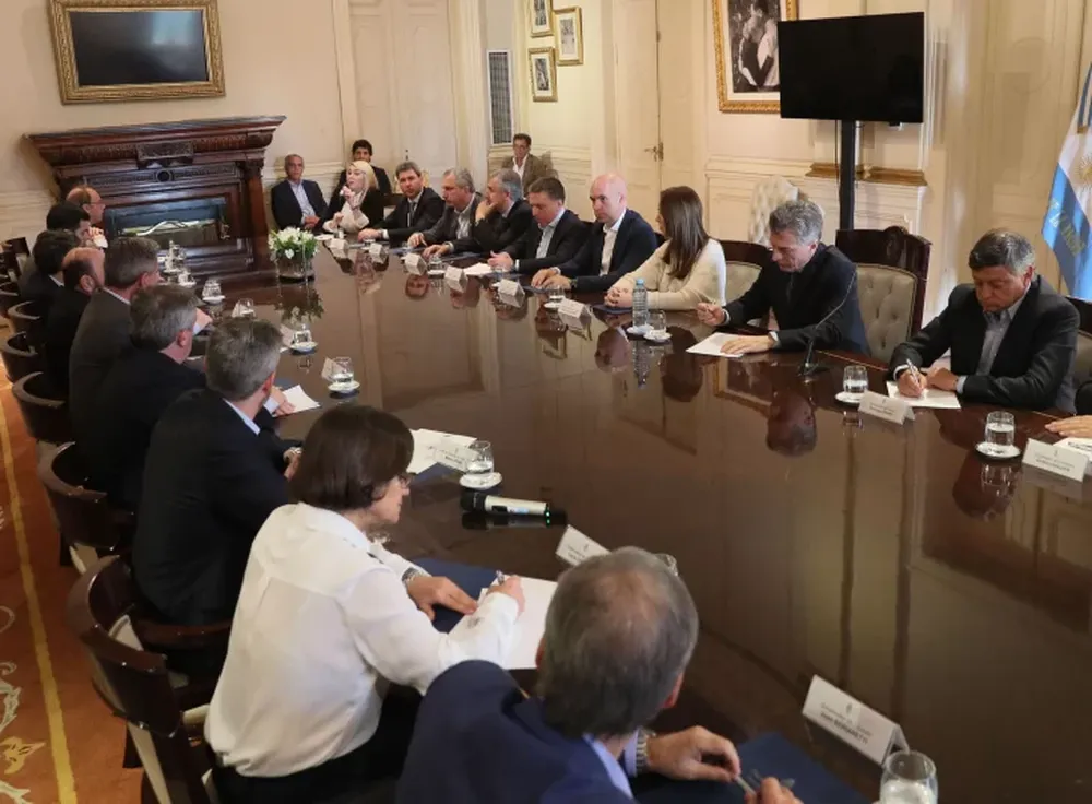 Hubo consenso político en la cumbre Macri-gobernadores y ahora decide el Congreso
