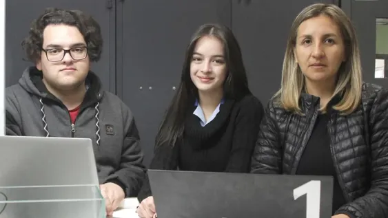 Alumnos crearon aparato que detecta monóxido de carbono y quieren llevarlo al mercado