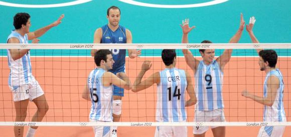 Contundente triunfo en el debut