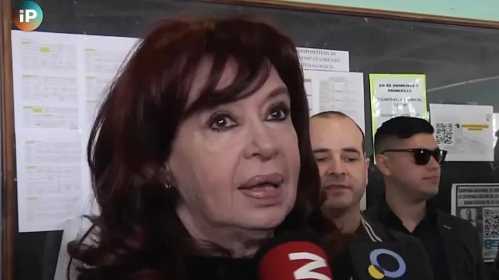 Cristina Kirchner se desligó del Gobierno y afirmó: “El que decide es el Presidente”