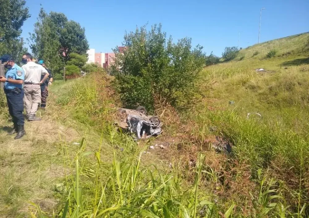Tragedia en Córdoba: un accidente se cobró la vida de tres jóvenes