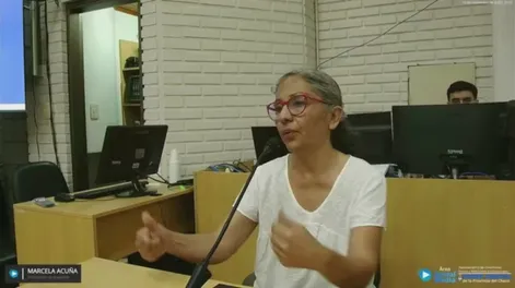 Marcela Acuña es la madre de César Sena y está imputada como coautora del femicidio de Cecilia Stryzowski. (Captura de video)