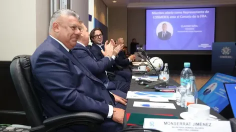 Chiqui Tapia fue ratificado como miembro pleno del Consejo de la FIFA