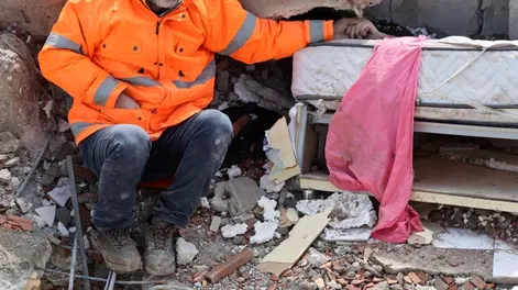 Terremoto en Turquía y Siria: siguen buscando sobrevivientes y los muertos ascienden a más de 9.500